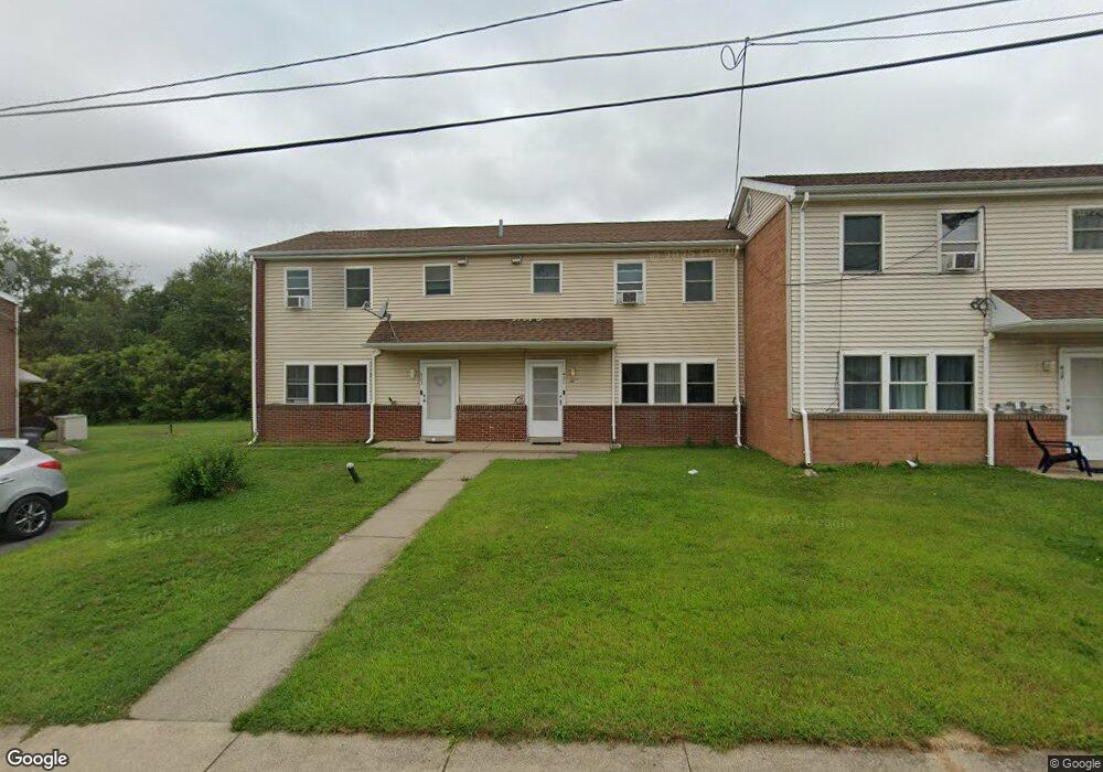 421 W Chapel St, Hazleton, PA 18201 - photo 1