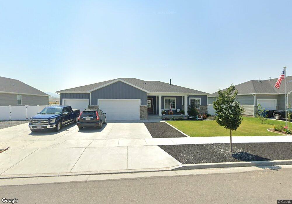 610 E 600 S, Hyrum, UT 84319 - photo 1