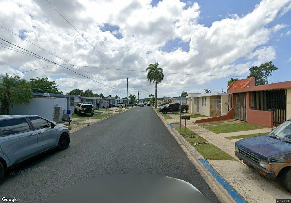 K-11 Calle Gorrion, Toa Alta, PR 00953 - photo 1