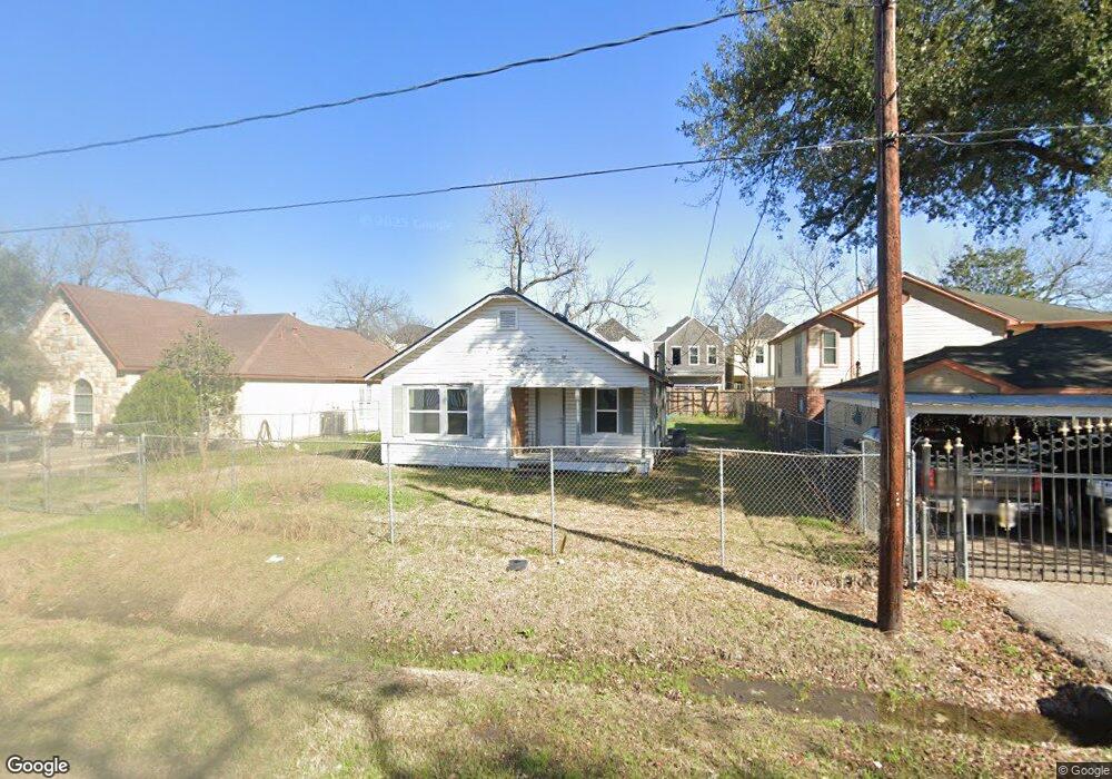 8302 Helmers St, Houston, TX 77022 - photo 1