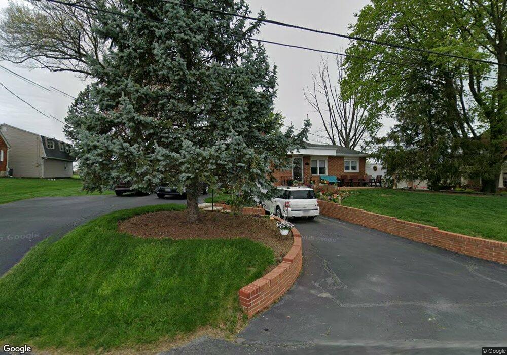 126 Voganville Rd, New Holland, PA 17557 - photo 1