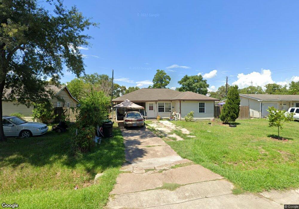 13221 Knollcrest St, Houston, TX 77015 - photo 1