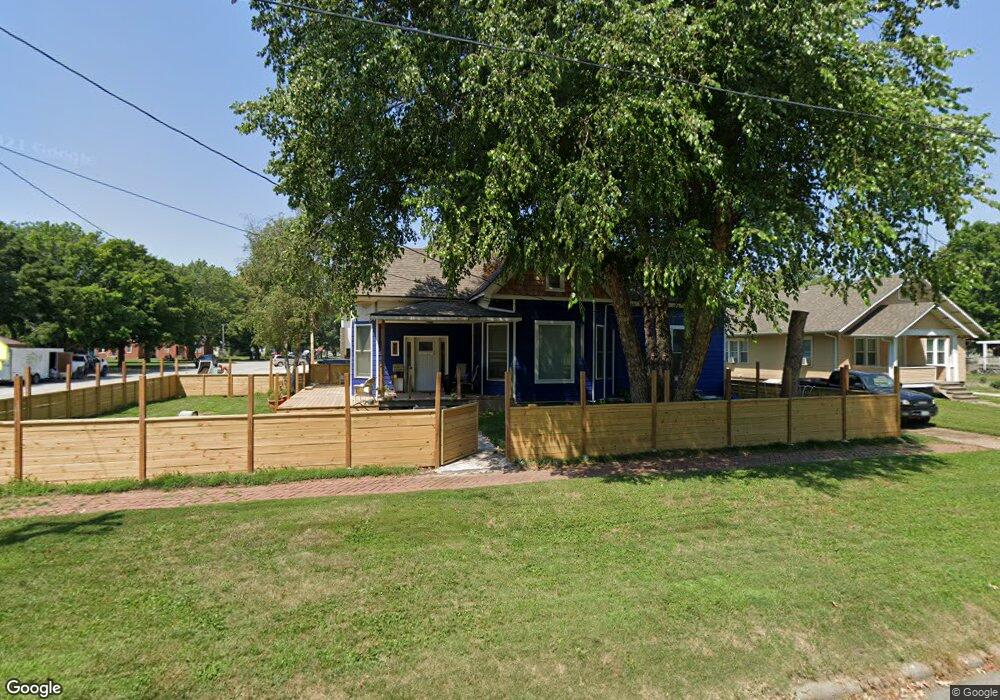 308 S Elm St, Shenandoah, IA 51601 - photo 1