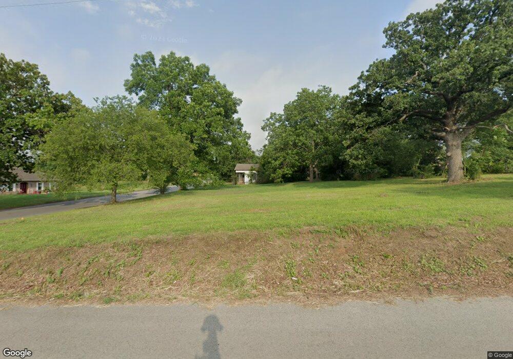 1115 W Munson St, Denison, TX 75020 - photo 1