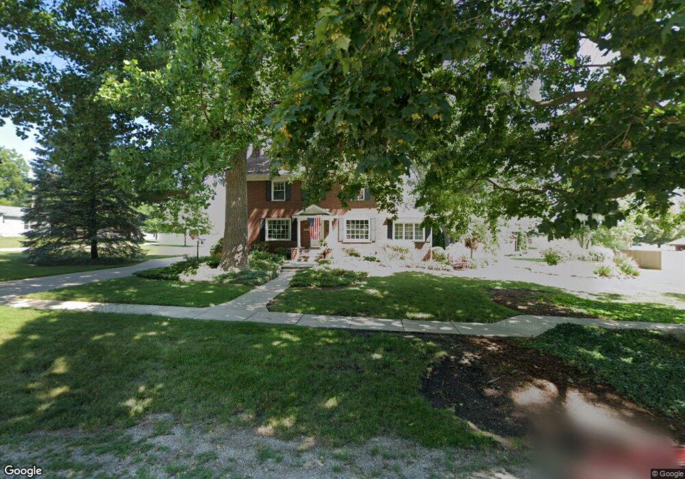 402 E Van Buren St, Philo, IL 61864 - photo 1