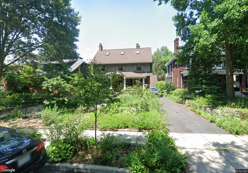 32 Brevoort Rd, Columbus, OH 43214 - photo 1