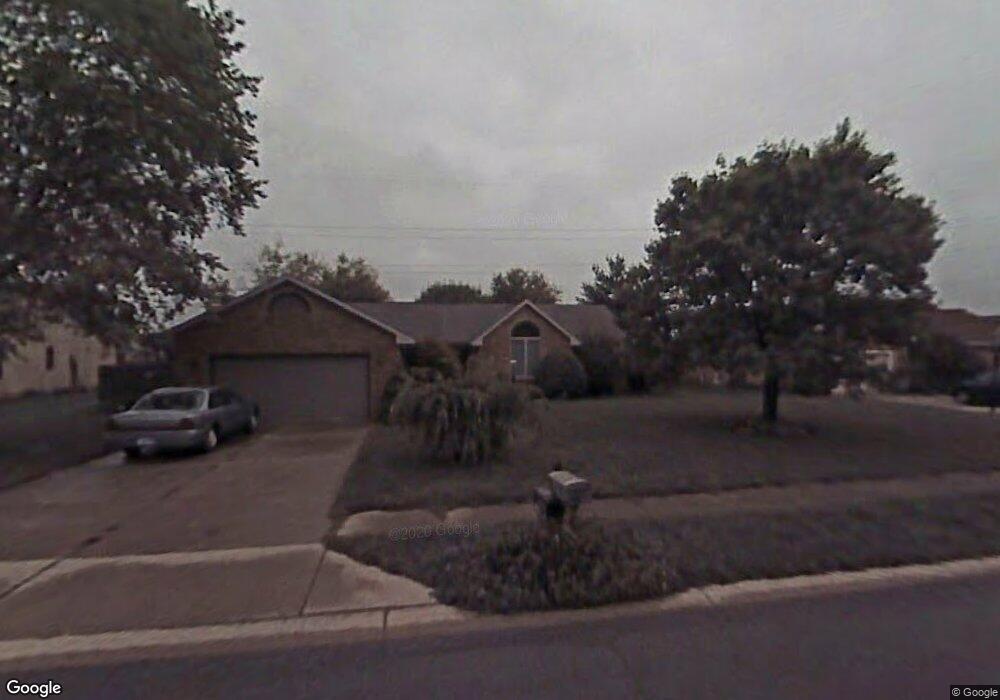 3841 Premier Dr, Columbus, IN 47203 - photo 1