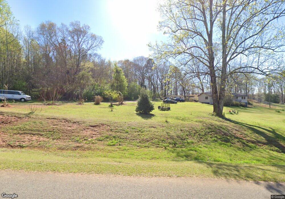 682 Traynham Rd, Commerce, GA 30529 - photo 1