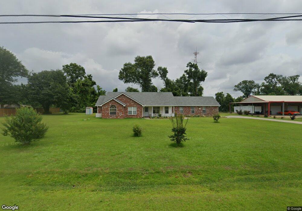 2242 Pecan Dr, Lake Charles, LA 70605 - photo 1