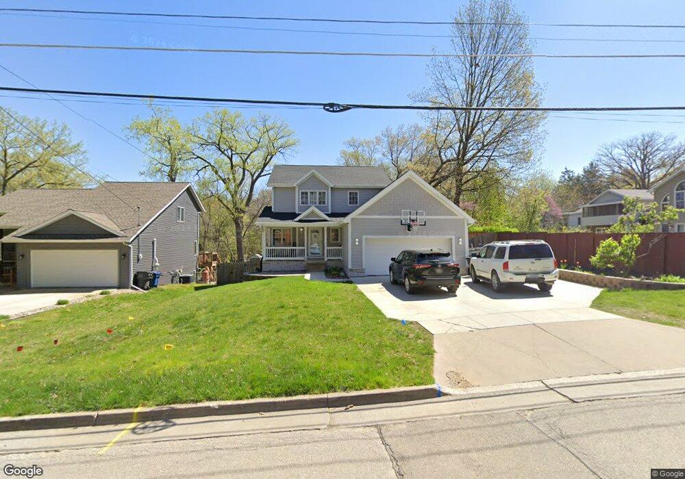 2705 34th St, Des Moines, IA 50310 - photo 1