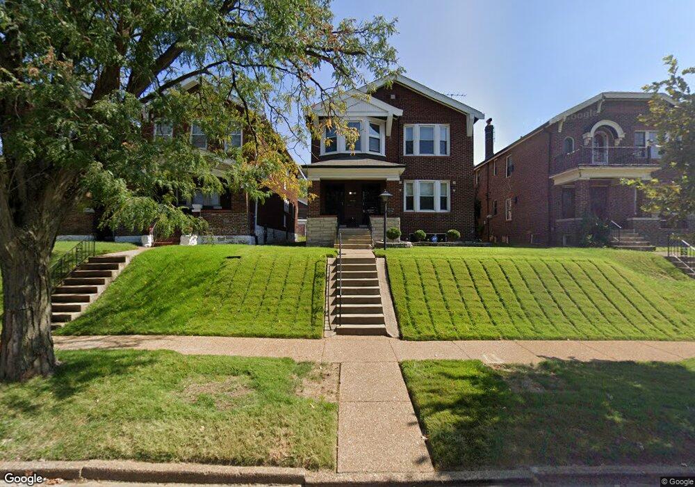 4636 Moraine Ave, Saint Louis, MO 63115 - photo 1