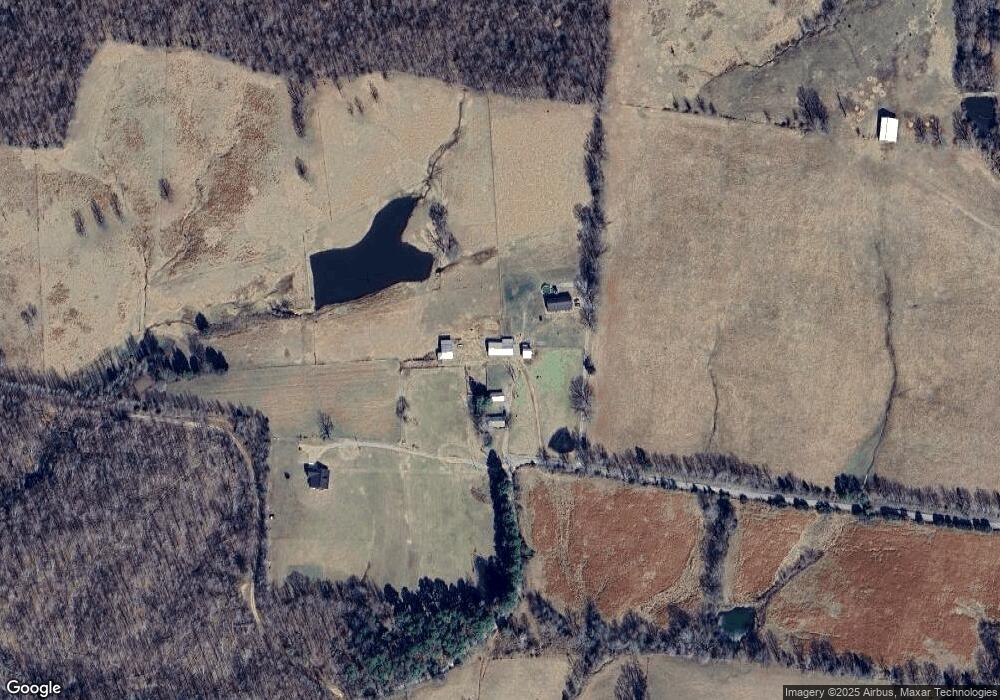 380 Largent Hollow Rd, Tennessee Ridge, TN 37178 - photo 1