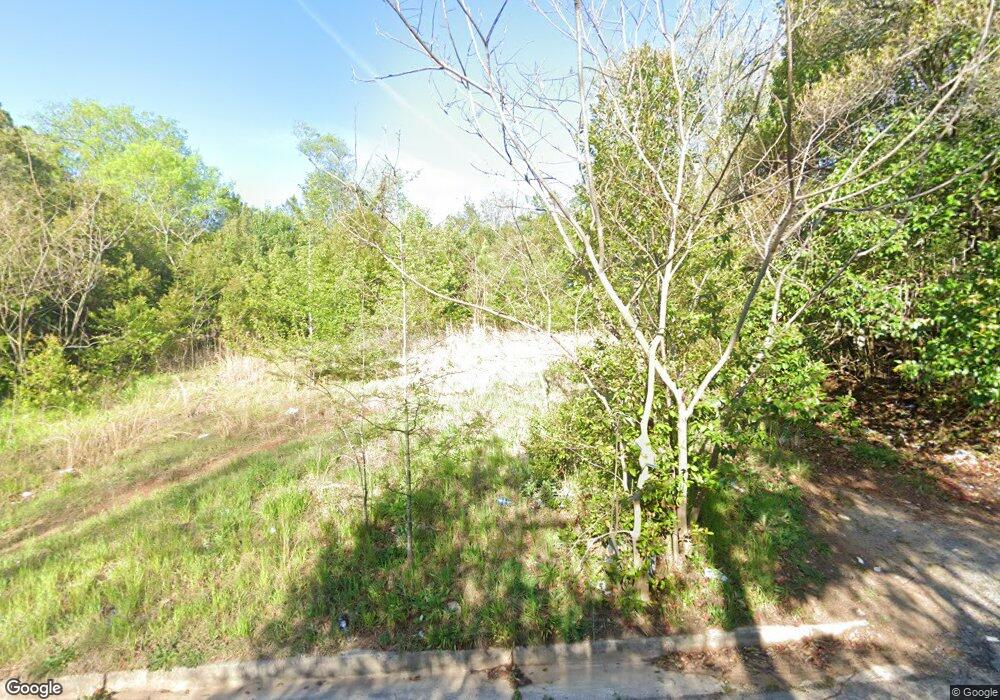 998 Hart Ave, Macon, GA 31217 - photo 1