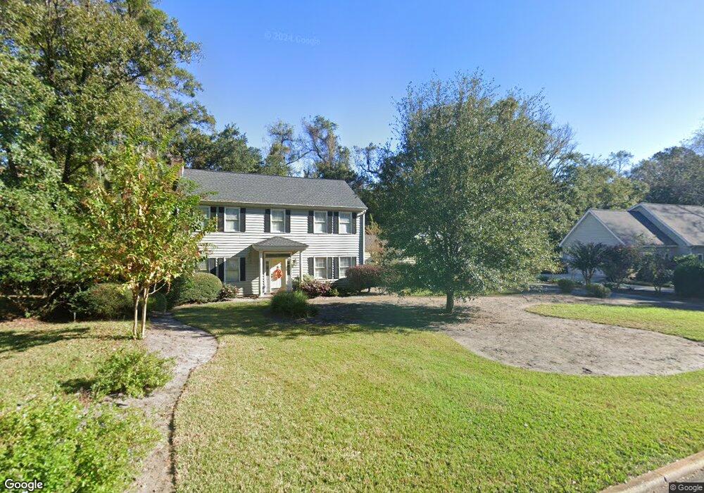 141 Dunbarton Dr, Saint Simons Island, GA 31522 - photo 1