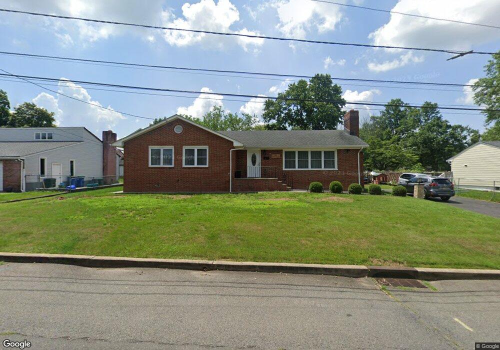 813 Bound Brook Ave, Raritan, NJ 08869 - photo 1
