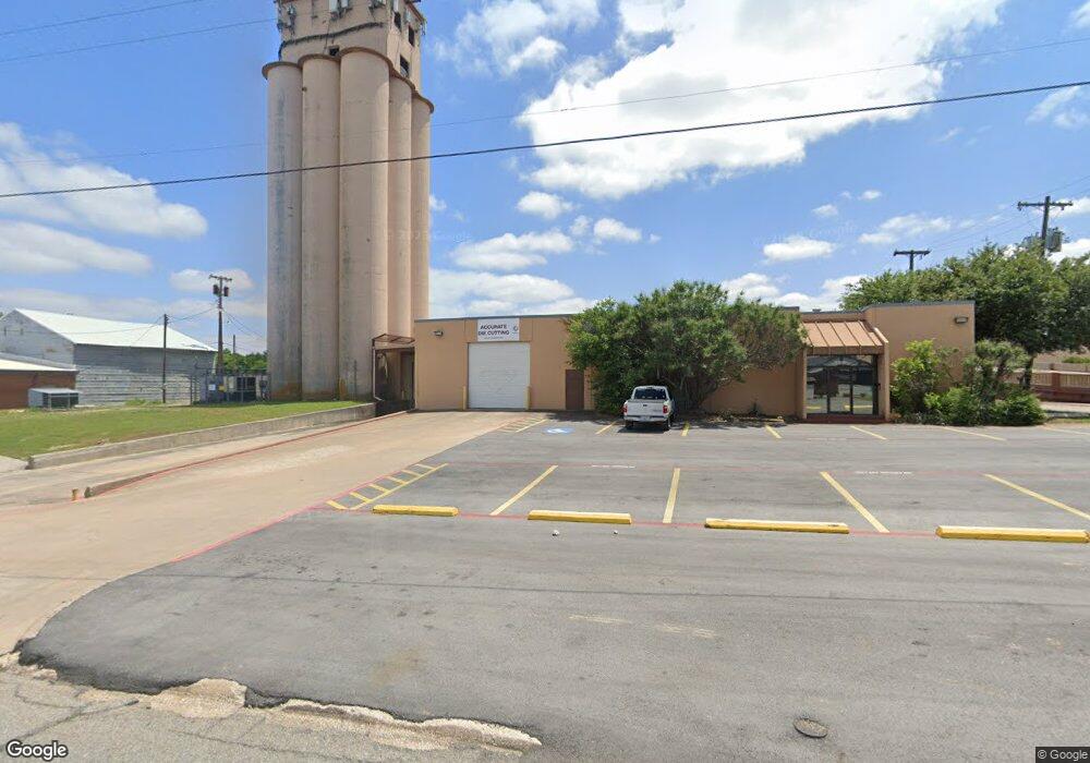 130 W Crawford St, Denison, TX 75021 - photo 1