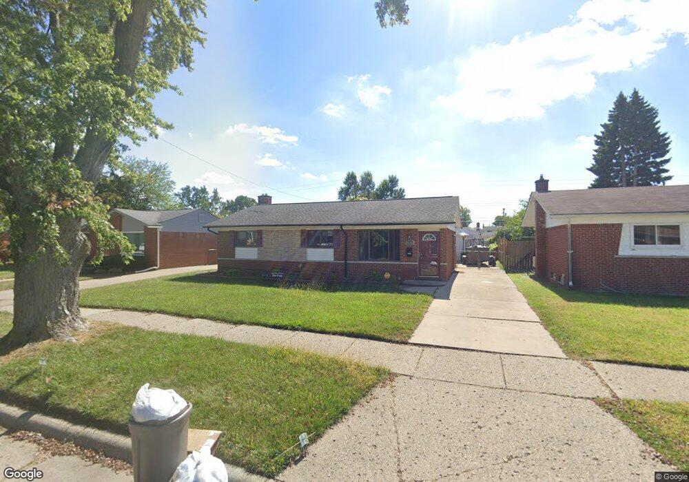 10461 N Oak Dr, Ferndale, MI 48220 - photo 1