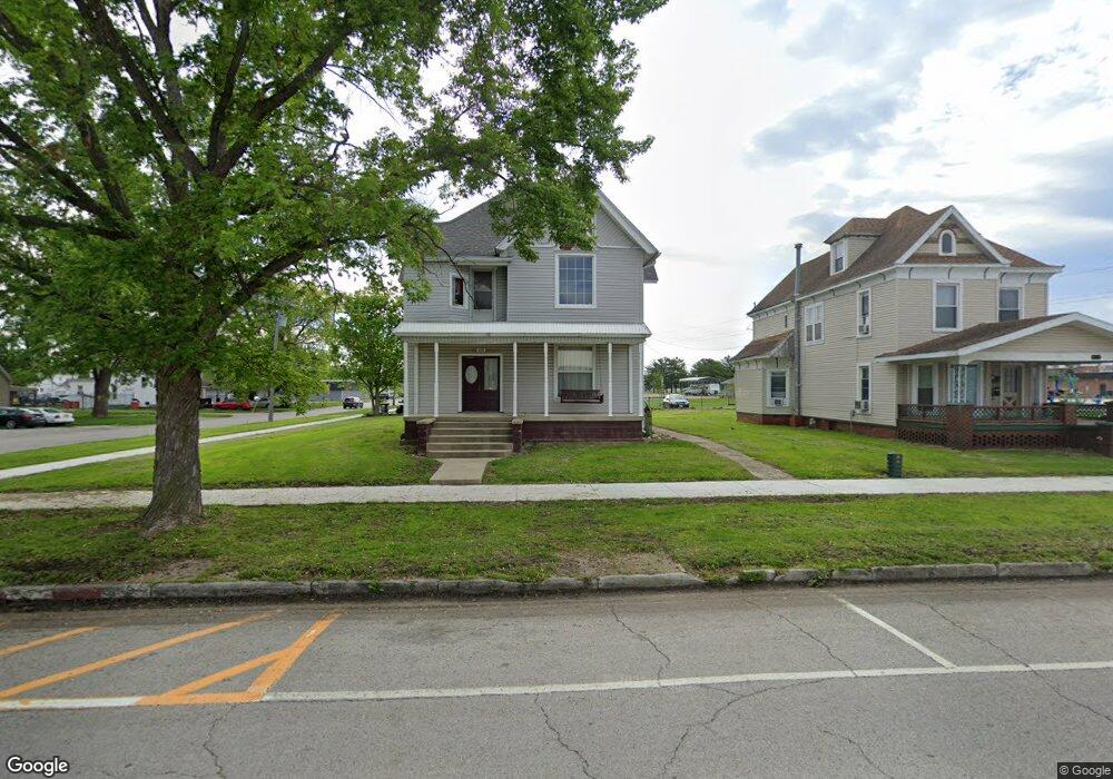 220 N 16th St, Mattoon, IL 61938 - photo 1