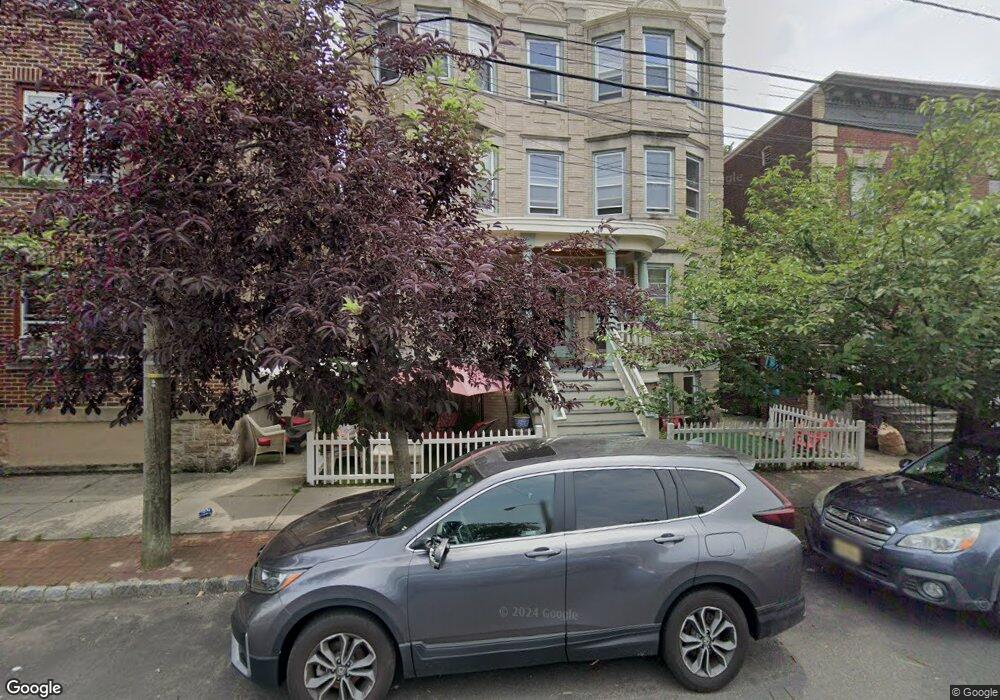 91 Pine St unit 3l, Montclair, NJ 07042 - photo 1