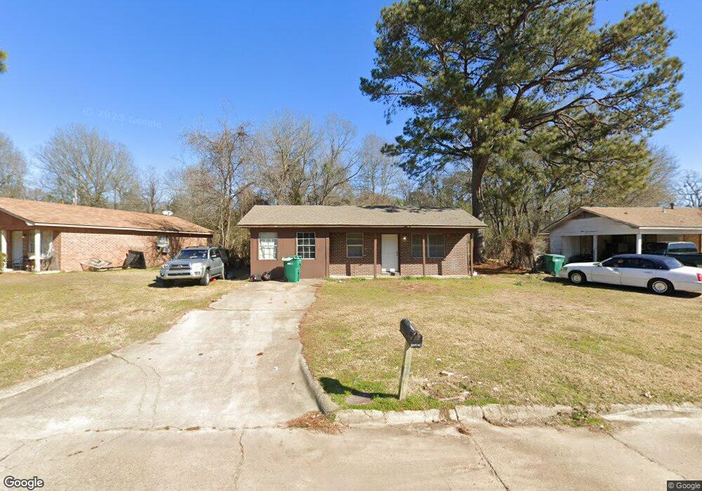 1417 Windsor Dr, Texarkana, TX 75501 - photo 1