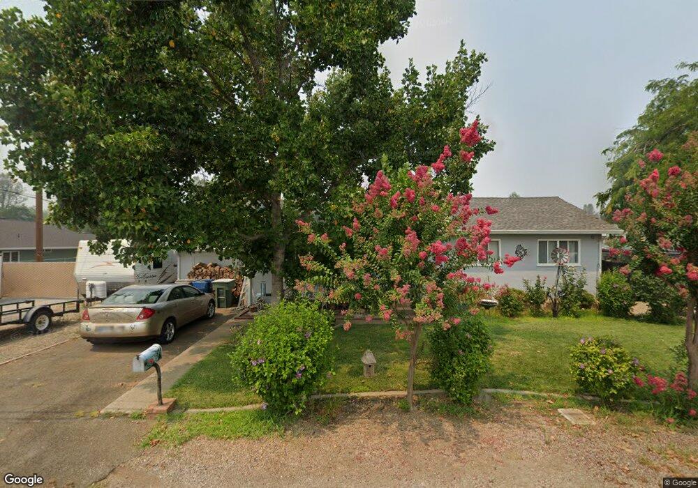 2314 Oxford Rd, Redding, CA 96002 - photo 1