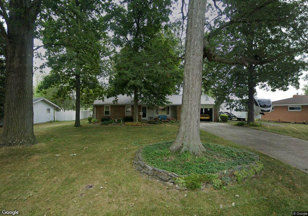 1672 Lee Ann Dr, Lima, OH 45801 - photo 1