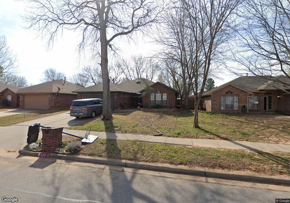 520 Goshawk Dr, Norman, OK 73072 - photo 1