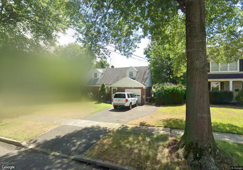 209 Beech Dr N, River Edge, NJ 07661 - photo 1