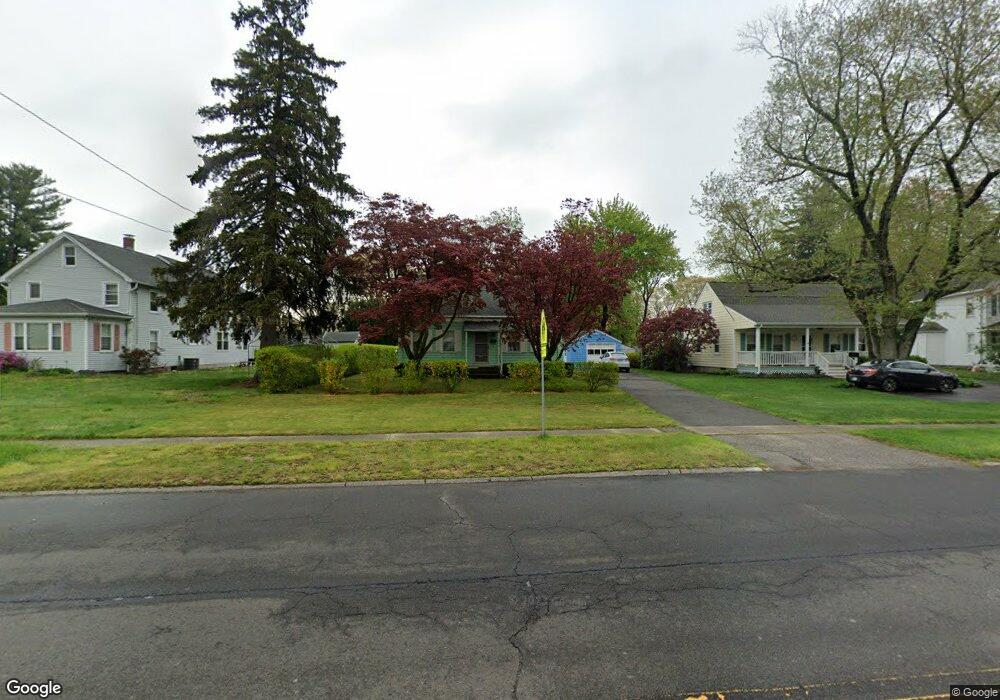 1346 Huntington Rd, Stratford, CT 06614 - photo 1