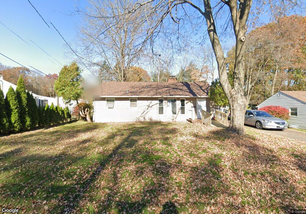 4 Picket Ln, Bloomfield, CT 06002 - photo 1