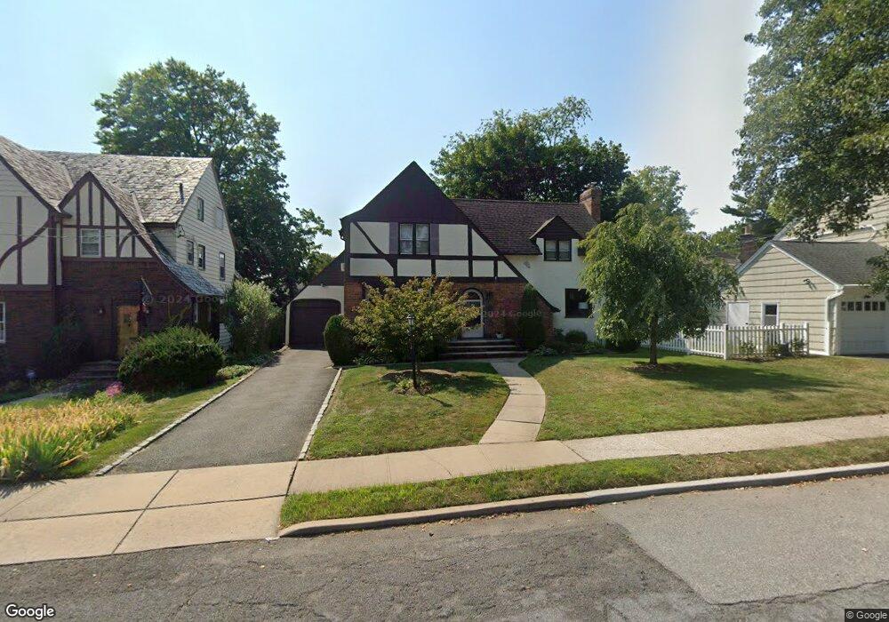 47 Burroughs Way, Maplewood, NJ 07040 - photo 1