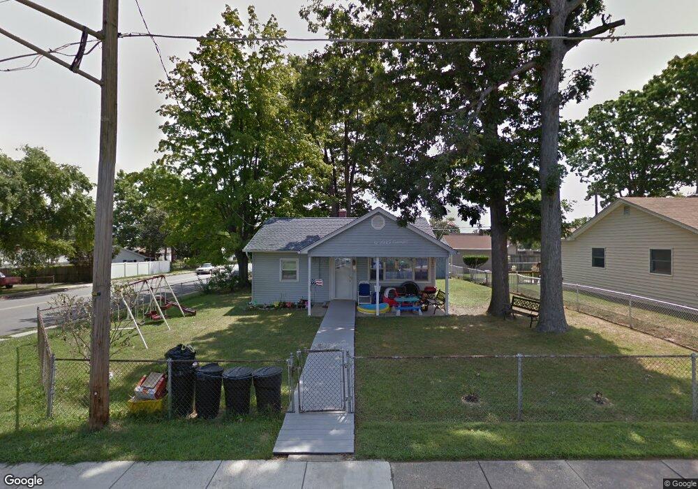 1 Glider Dr, Middle River, MD 21220 - photo 1