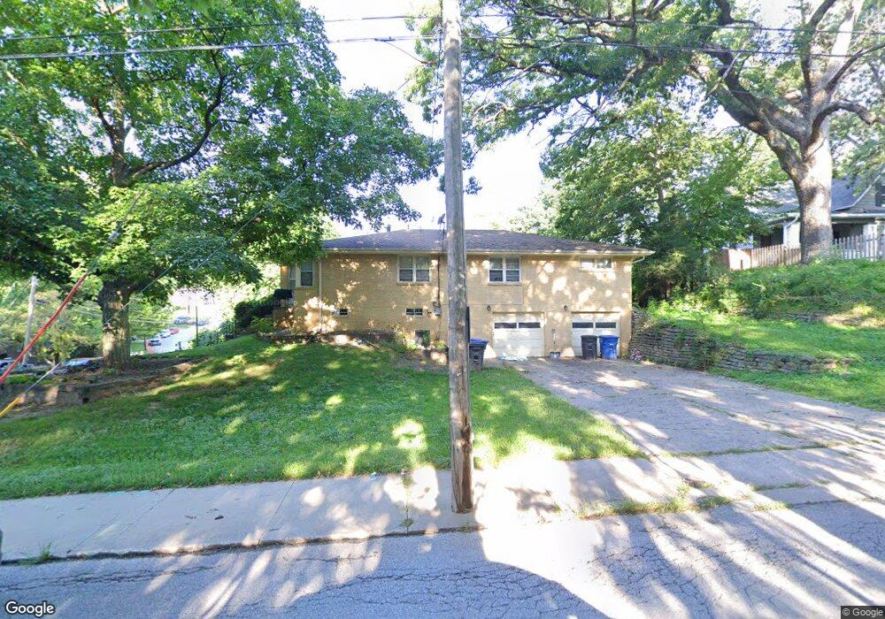 3001 Jefferson Ave, Des Moines, IA 50310 - photo 1