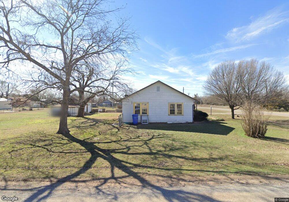 411 N 8th St, Cache, OK 73527 - photo 1