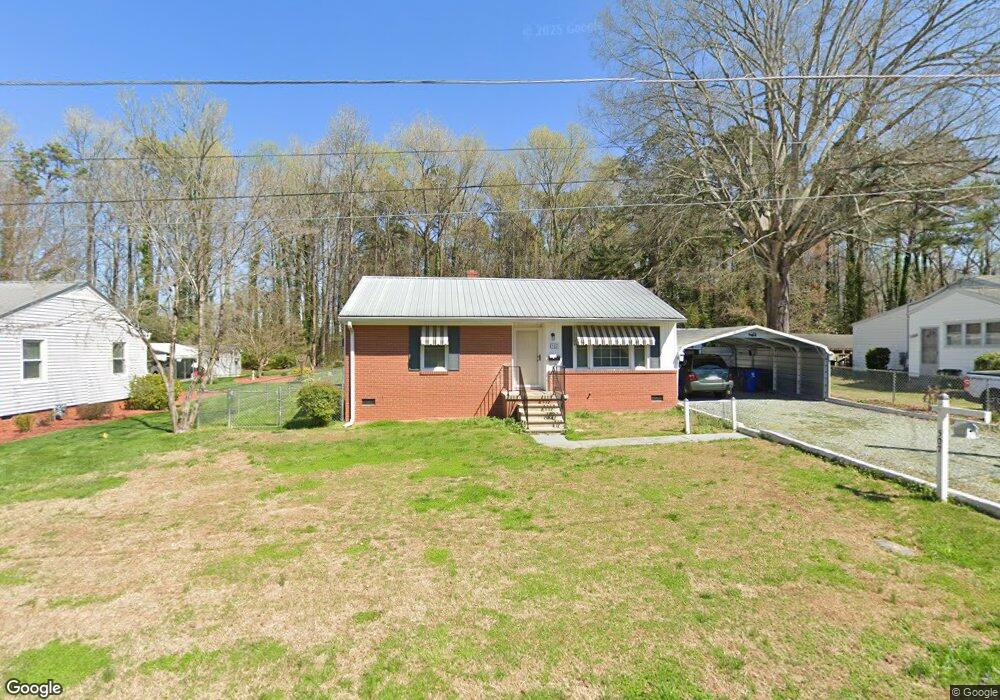 507 Elk Ln, Siler City, NC 27344 - photo 1