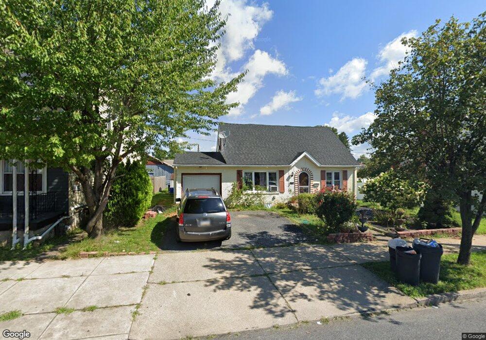 327 E Goepp St, Bethlehem, PA 18018 - photo 1