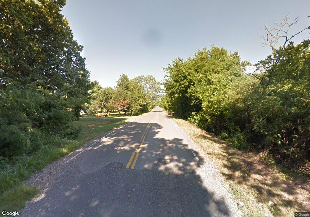 813 State St, Tahlequah, OK 74464 - photo 1