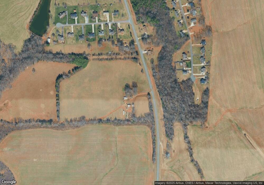 2675 Wilkesboro Hwy, Statesville, NC 28625 - photo 1