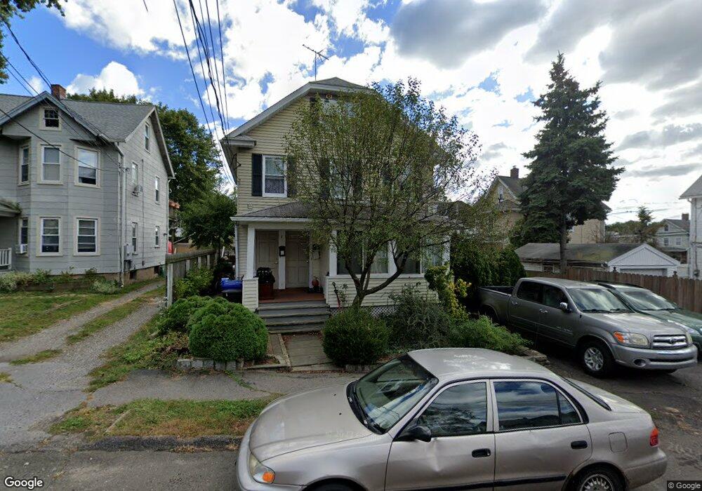 2 Sycamore St, Norwalk, CT 06855 - photo 1