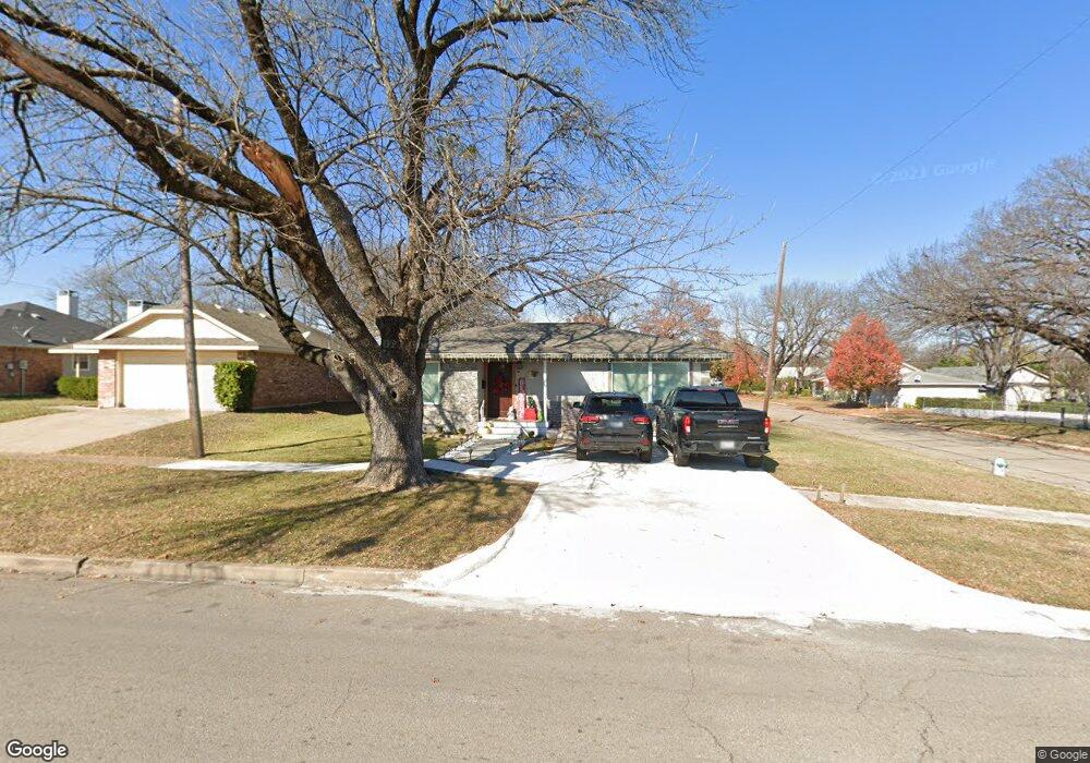 308 E Baylor St, Ennis, TX 75119 - photo 1
