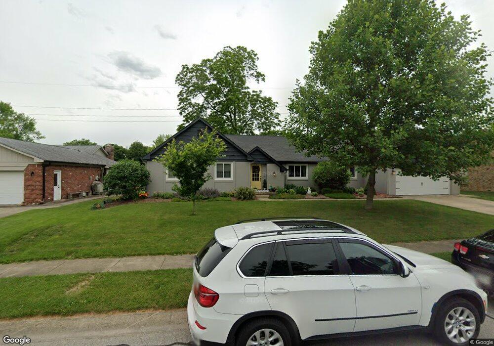 638 Beech Dr W, Plainfield, IN 46168 - photo 1