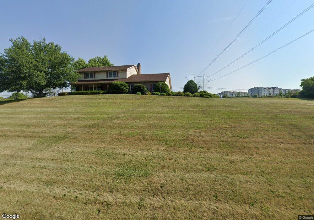 4795 Schantz Rd, Allentown, PA 18104 - photo 1