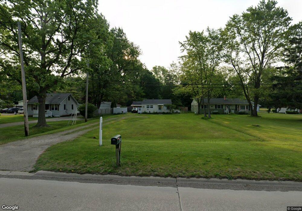 3266 N Genesee Rd, Flint, MI 48506 - photo 1