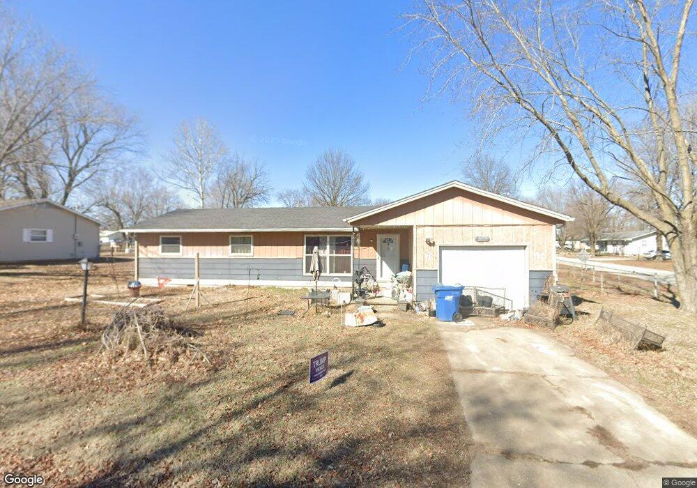 1211 Craig Dr, Carl Junction, MO 64834 - photo 1
