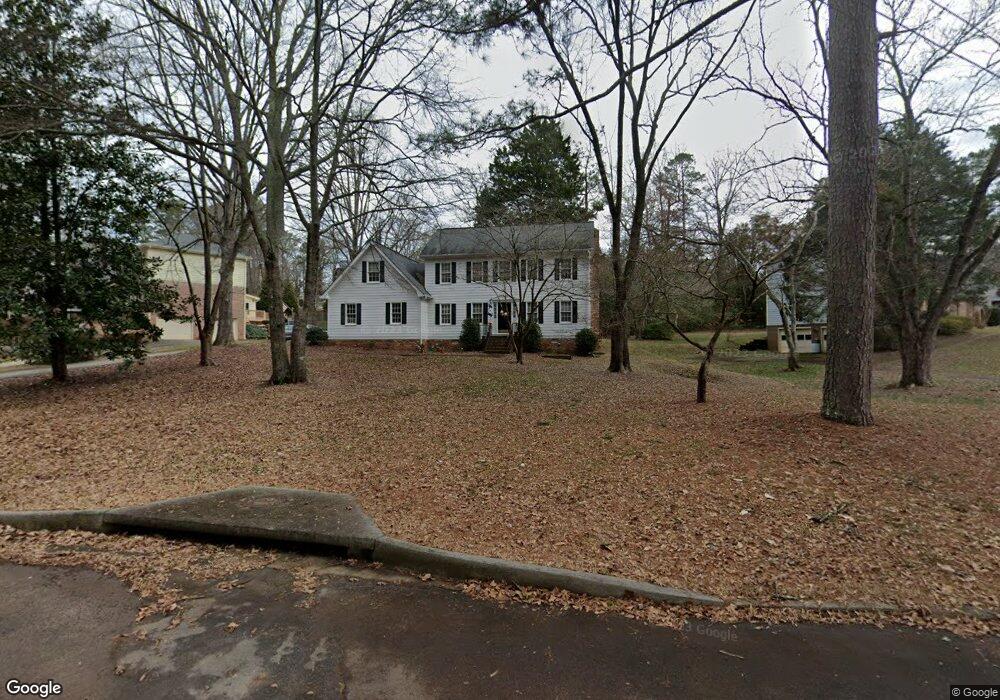 716 E Riverbend Dr SW, Lilburn, GA 30047 - photo 1