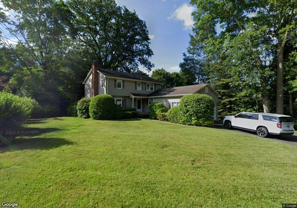 31 Brandywine Rd, Stamford, CT 06905 - photo 1