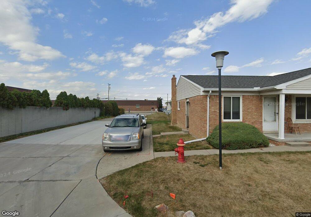 16317 Terrace Dr, Roseville, MI 48066 - photo 1