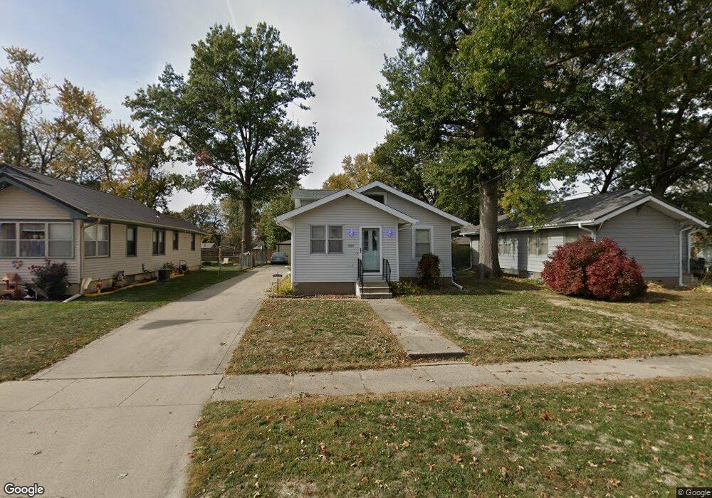 409 E 10th St S, Newton, IA 50208 - photo 1