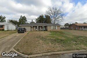 1902 Cottonwood Cir, Demopolis, AL 36732
