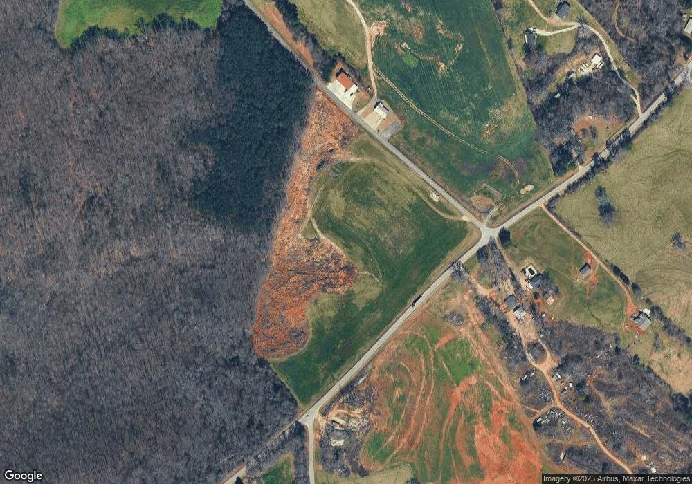 134 Hickory Flat Rd, Gillsville, GA 30543 - photo 1